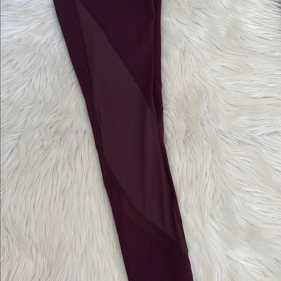 Lululemon High-Waisted Burgundy Leggings full length Size 4 - Picture 5 of 7